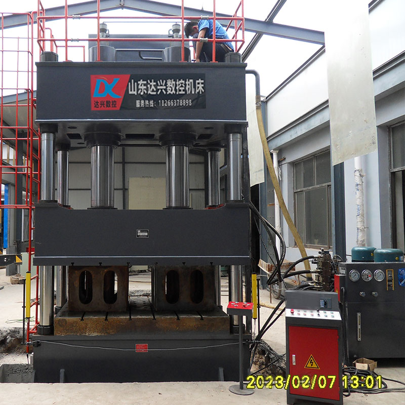 YD27-630噸冶金粉末成型液壓機